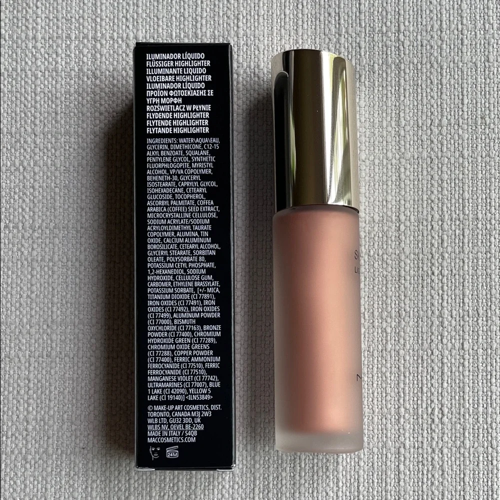 MAC Cosmetics Skinfinish Lightstruck Liquid Highlighter - space slippers